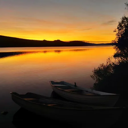 Fjallnaes Camping & Lodges Ostra Malmagen Exterior photo